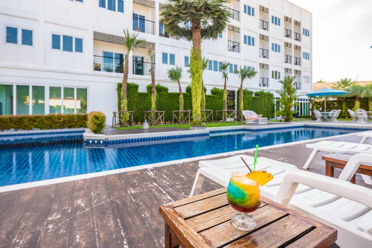 Sungthong Kamala Beach Resort Exterior foto