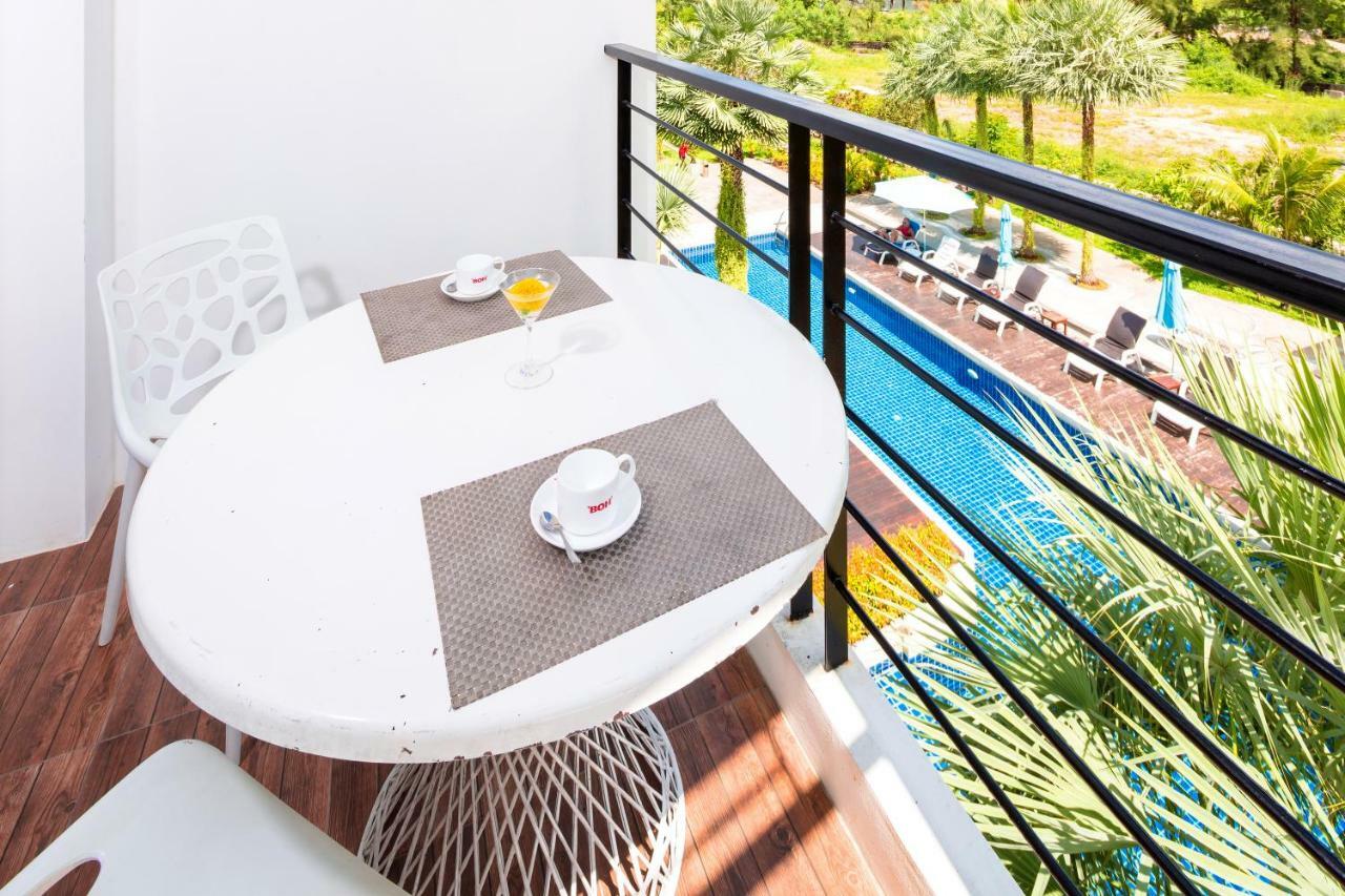 Sungthong Kamala Beach Resort Exterior foto